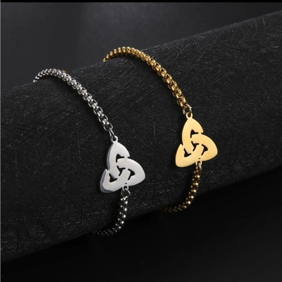 3 For $35 18K Gold Plated Celtic Irish Knot Triquetra Adjustable Bracelet - Picture 4 of 5